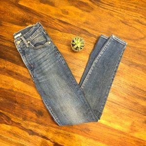 LEVI’S mile high super skinny 24
